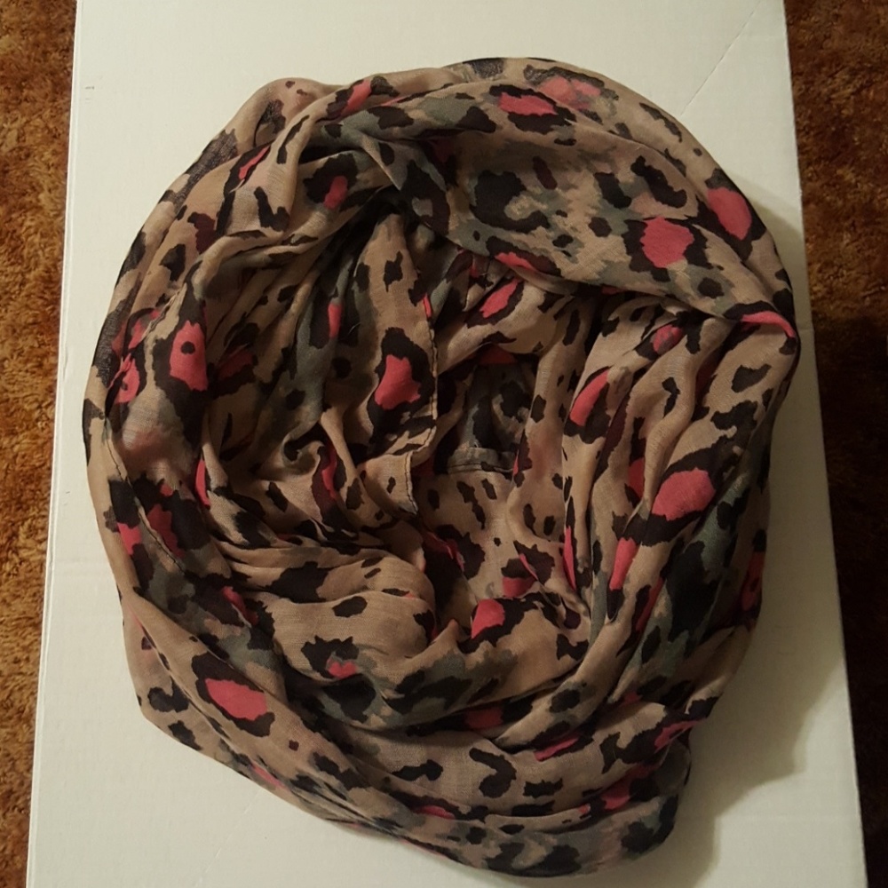 Infinity scarf